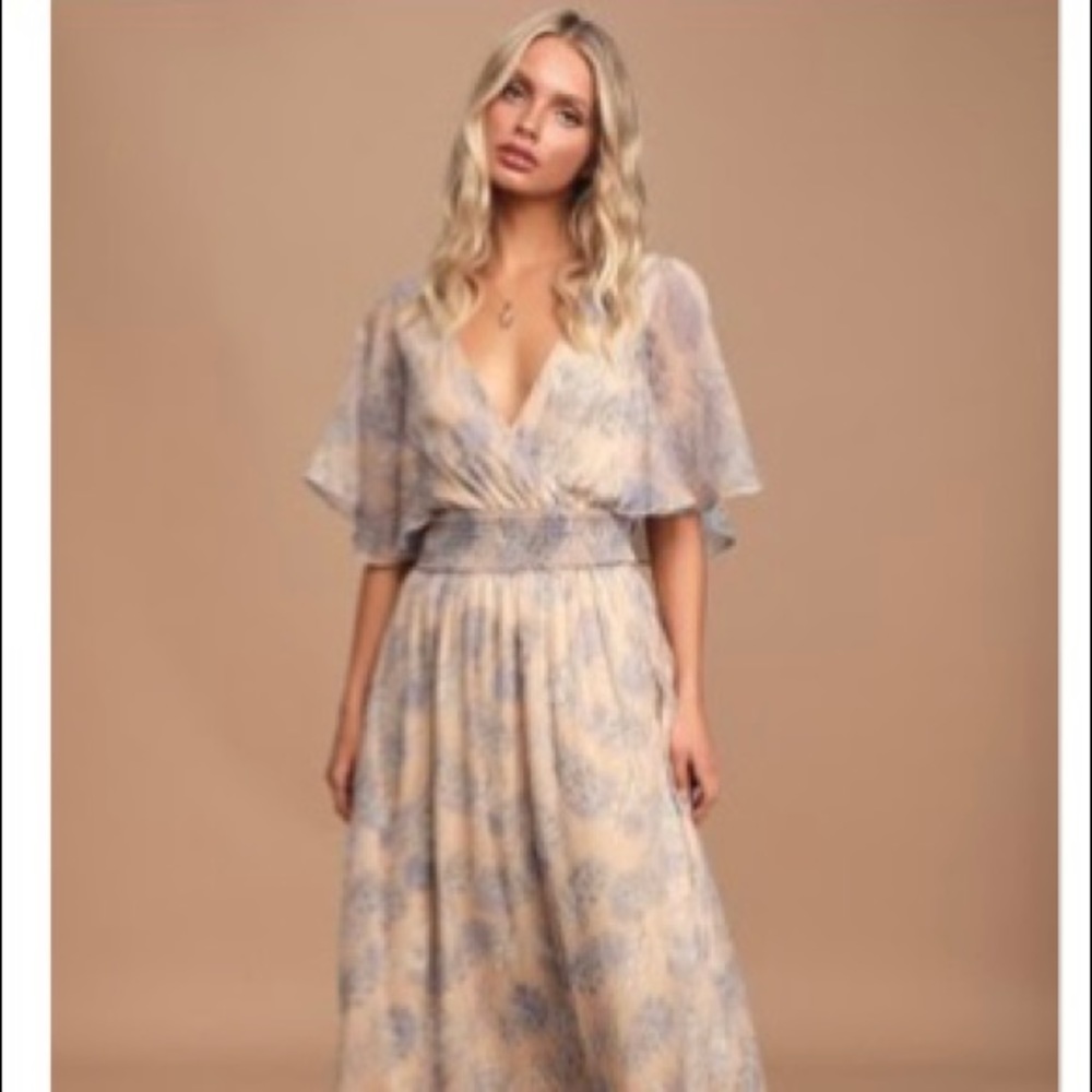 Lulu’s flutter sleeve dress